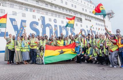 Global Mercy trifft in Tema ein und beginnt Zehnmonateinsatz (Foto: Mercy Ships)